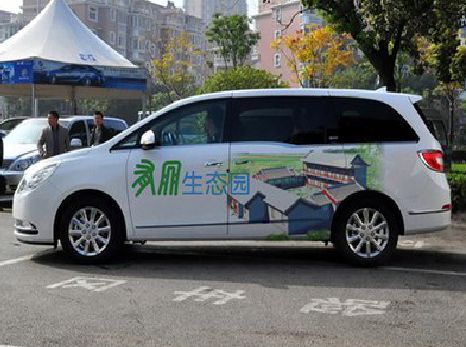 南充户外车贴喷绘如何保持效果?